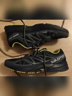 Size 10 - Salomon Sonic Aero  Black And Lime- 398545